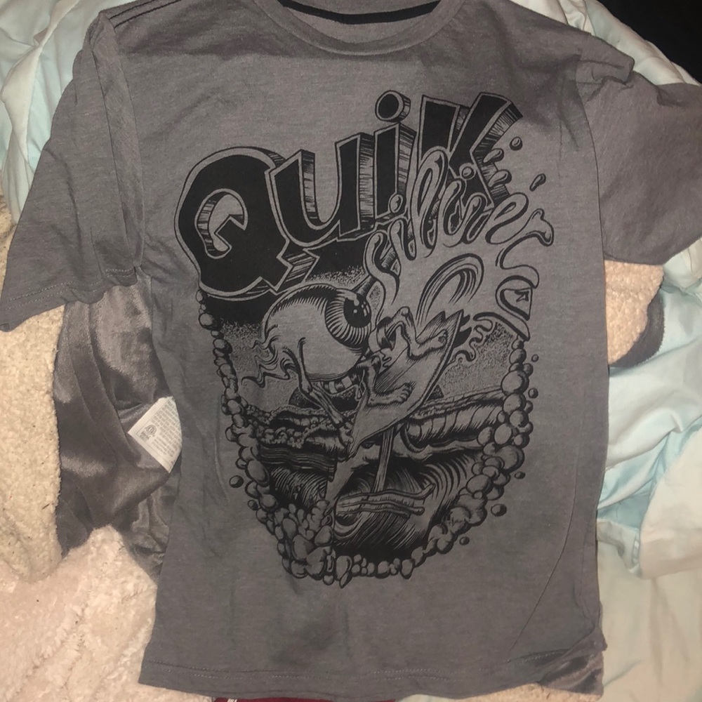 t shirt